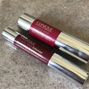 Set of 2 Clinique chubby sticks.